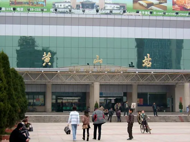 武汉到黄山货运公司派搬运/打包装 武汉到黄山货运公司派搬运/打包装