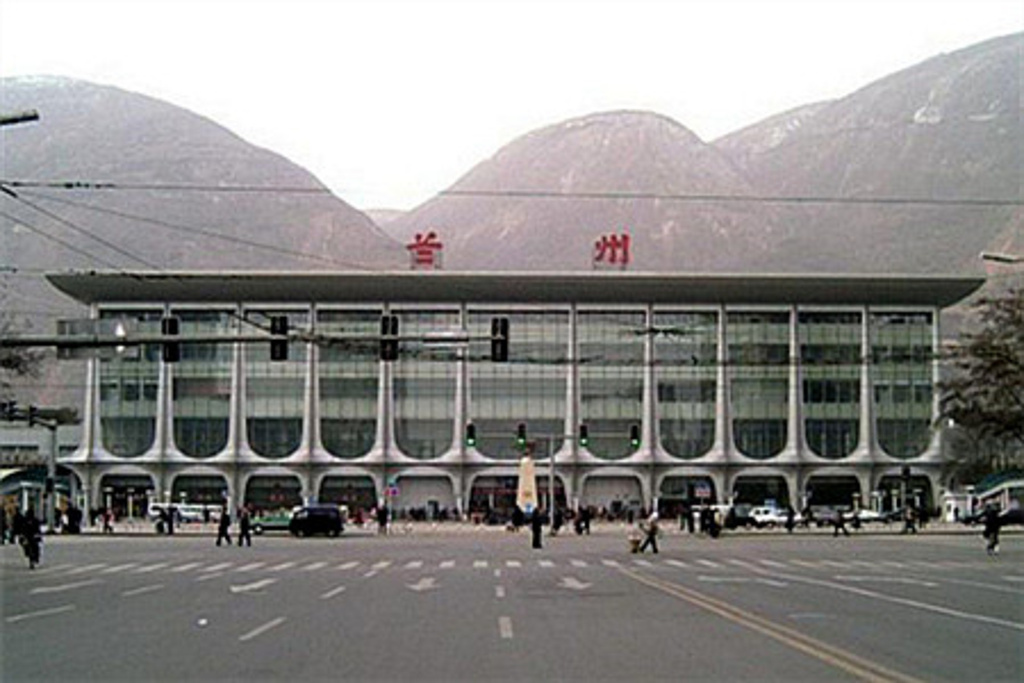 武汉到兰州货运公司派搬运/打包装 武汉到兰州货运公司派搬运/打包装